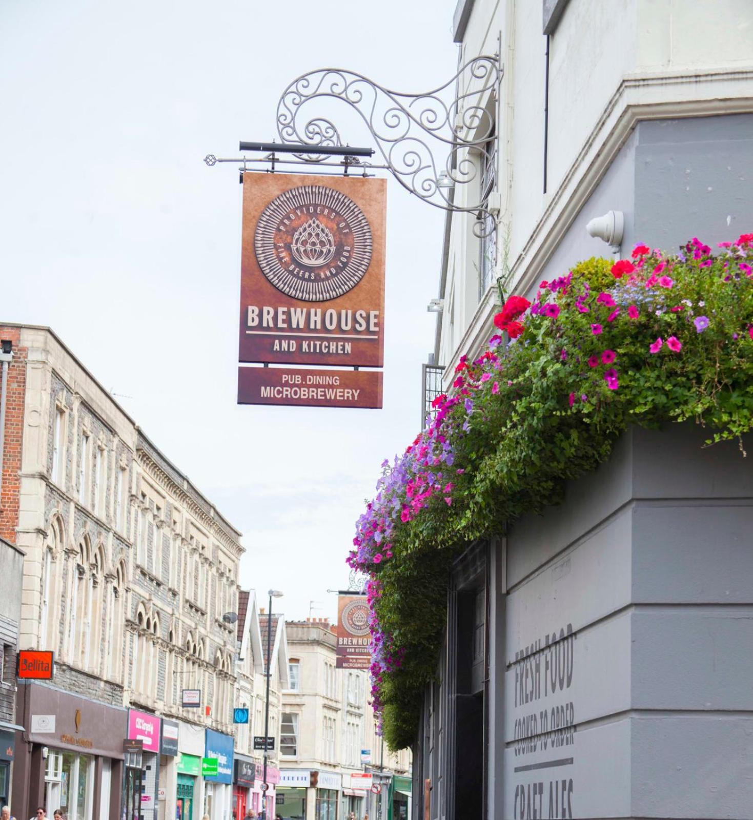 Higgihaus 7 Bed Sleeps Up To 18 Big Groups Best Location Bristol Zewnętrze zdjęcie